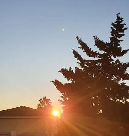 Apartment Perfect For Exploring Local Areas And