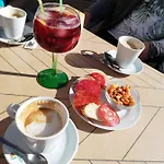 Perfect For Exploring Local Areas And アパート トレビエハ