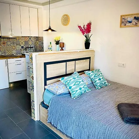 Perfect For Exploring Local Areas And Lägenhet Torrevieja