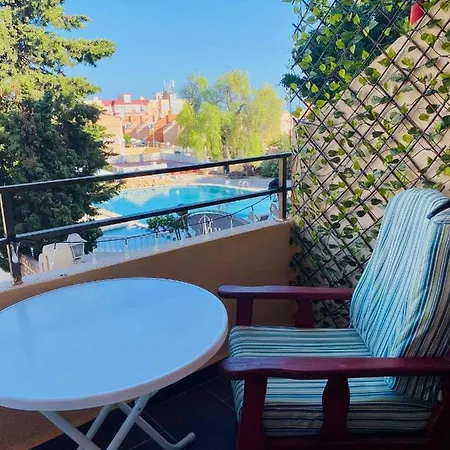 Appartement Perfect For Exploring Local Areas And *