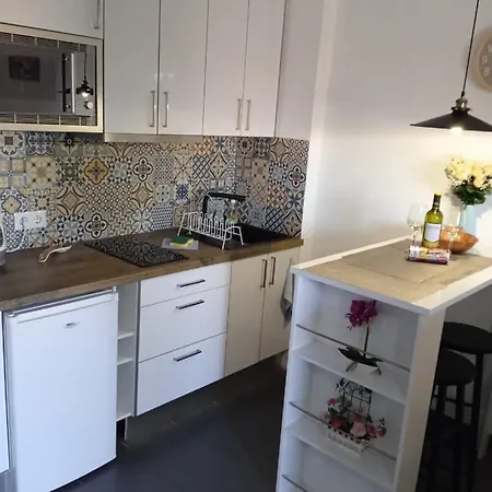 Perfect For Exploring Local Areas And Lägenhet Torrevieja