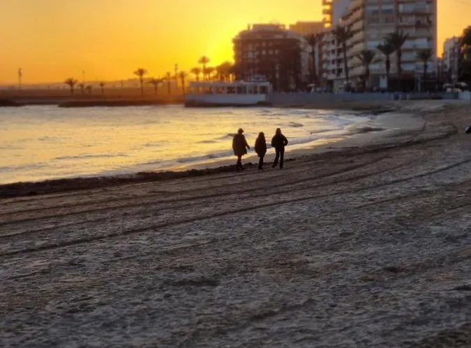 Perfect For Exploring Local Areas And شقة *